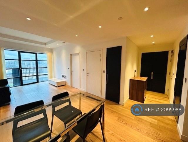 1 bedroom flat in Amelia House, London, E14 (1 bed) (#2095988)