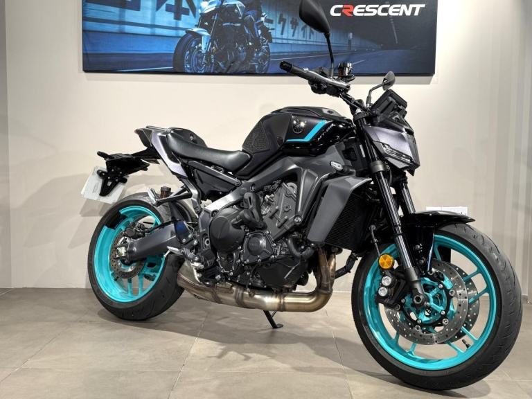 YAMAHA MT-09 Y-AMT 2026 ONLY 406 MILES WARRANTY TO MAY 2029 - IMMACULATE !