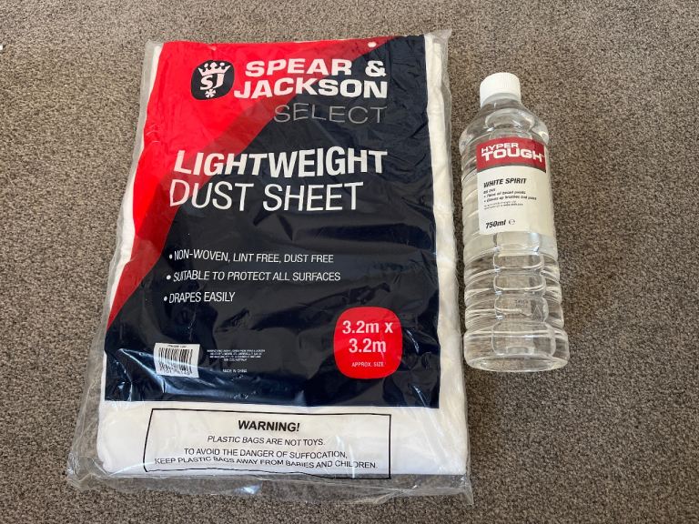 New Spear & Jackson Lightweight Dust Sheet 3.2m x 3.2m and 750ml White Spirit 