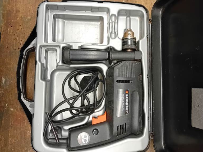 Black & Decker corded hammer drill