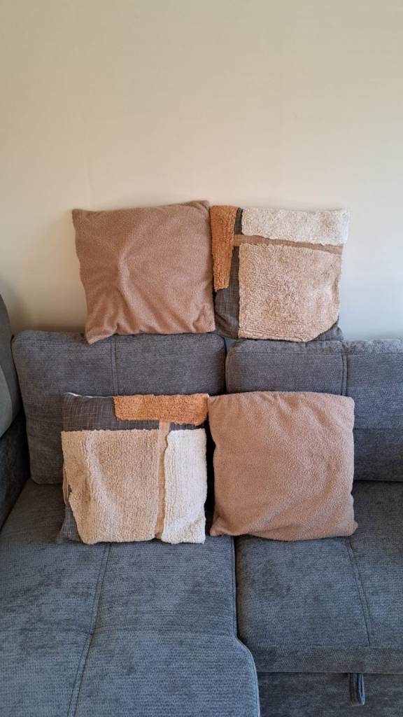 Set of 4 Beige Decorative Teddy Cushions