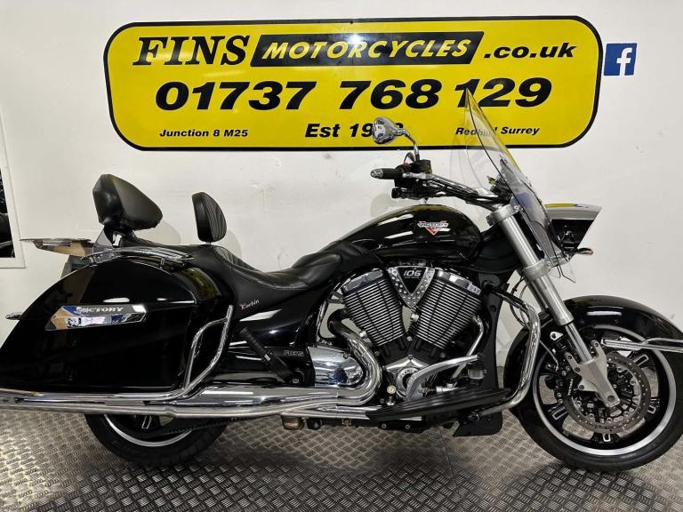 2013 VICTORY CROSS ROADS