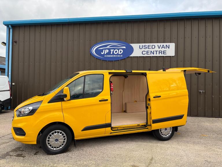 2022 Ford Transit Custom 2.0 EcoBlue 130ps Low Roof Leader Van PANEL VAN Diesel Manual