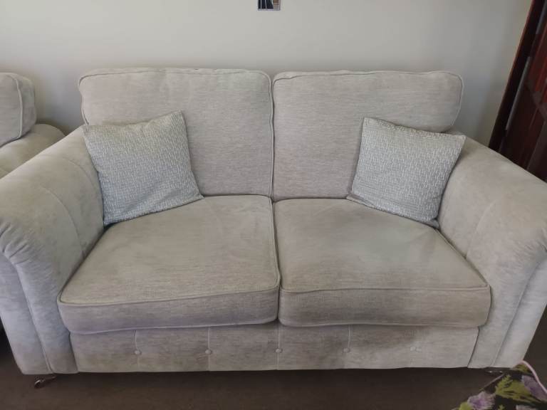 Two and Three Seater Scatter Back Sofa Good Condition dition
