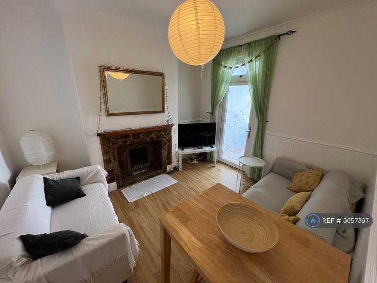 3 bedroom house in Salisbury Road, Exeter, EX4 (3 bed) (#3057397)