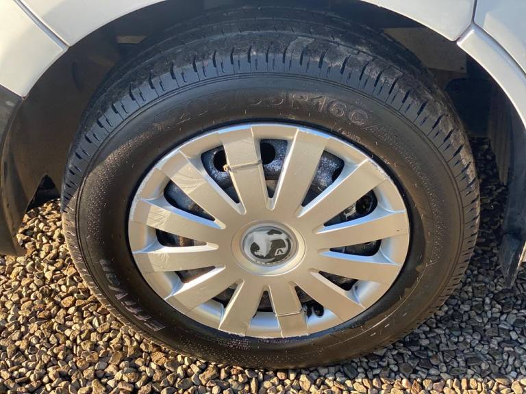 2013 Vauxhall Vivaro 2.0CDTI [115PS] Van 2.9t Euro 5 PANEL VAN DIESEL Manual