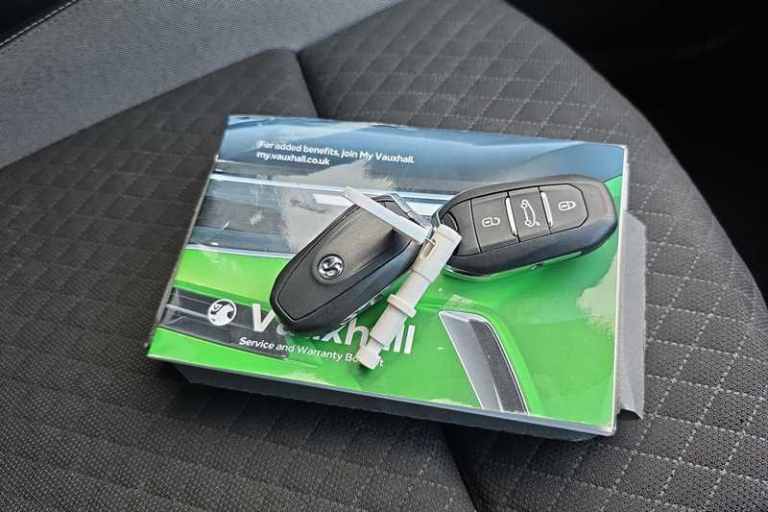 2022 Vauxhall Grandland 1.2 Turbo Elite 5dr HATCHBACK PETROL Manual