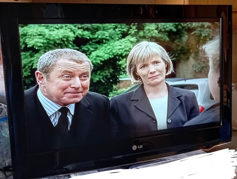 LG 32inch Freeview TV