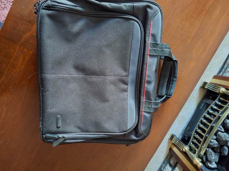 LAPTOP BAG BY TARGUS.