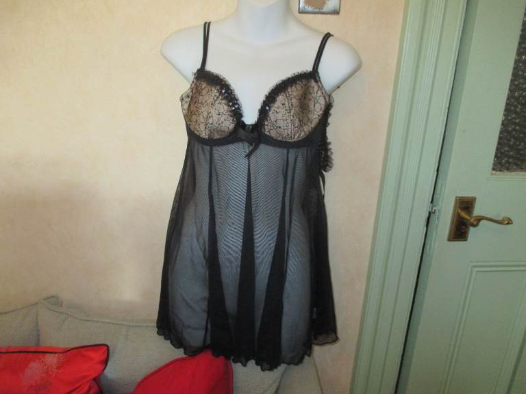 BRA CAMISOLE SET - LA SENZA - NEW WITHOUT TAGS