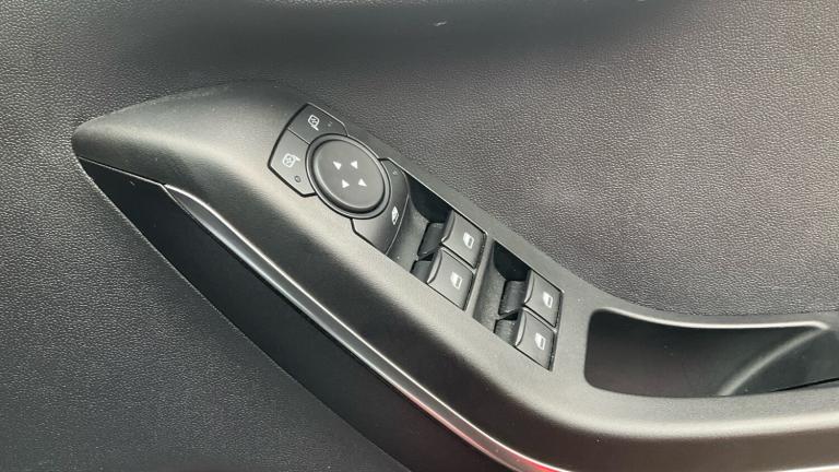 2022 Ford Fiesta 1.0 EcoBoost Hbd mHEV 125 Titanium Vignal 5dr Auto Petrol Hatchback Hatchback Pe...