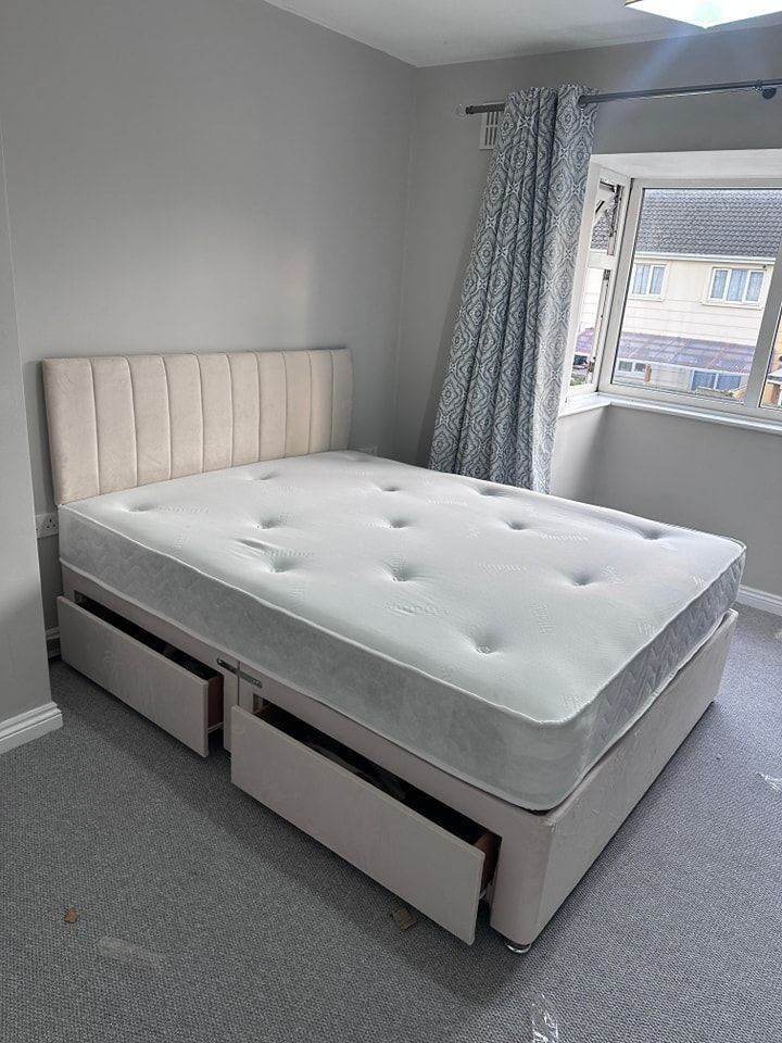 King Size Divan Bed with Mattress & Storage – Order Today, Delivered Today ::