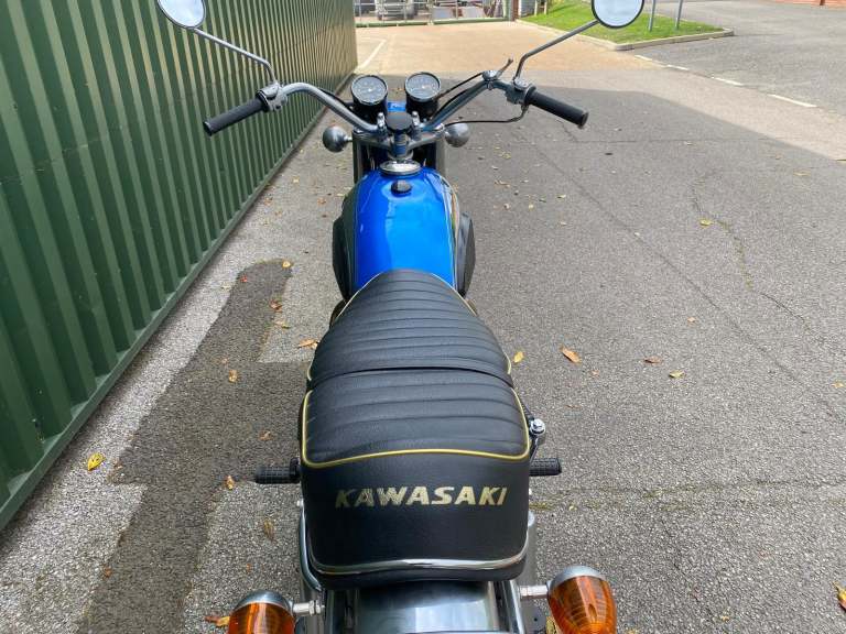 Kawasaki W1 650cc Twin Carb 1970 Blue Fully Restored Ready to Use 