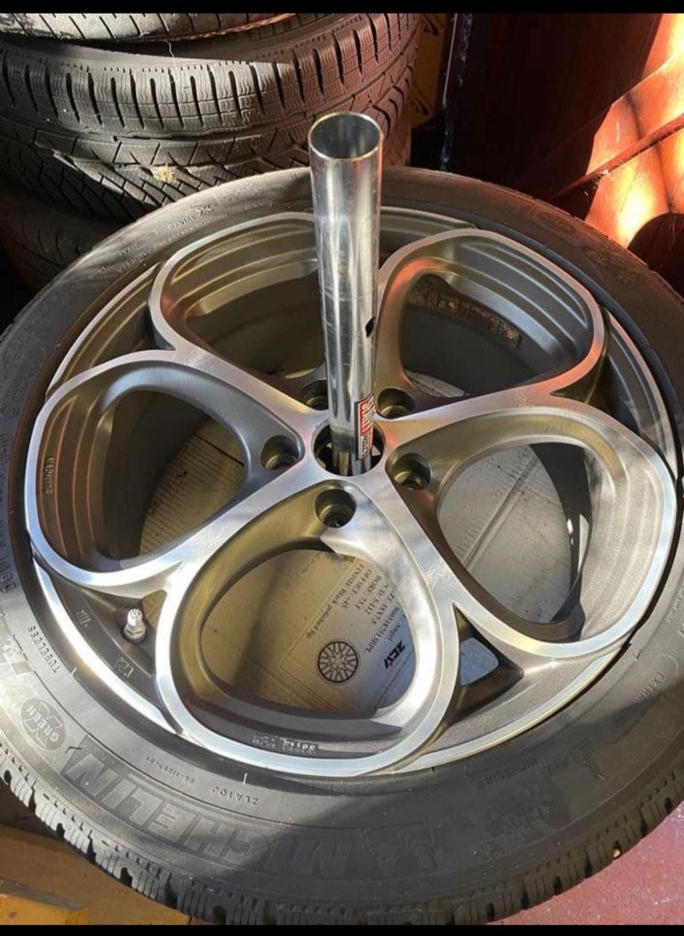 Reduced! Toyota CHR wheels with winter tyres 