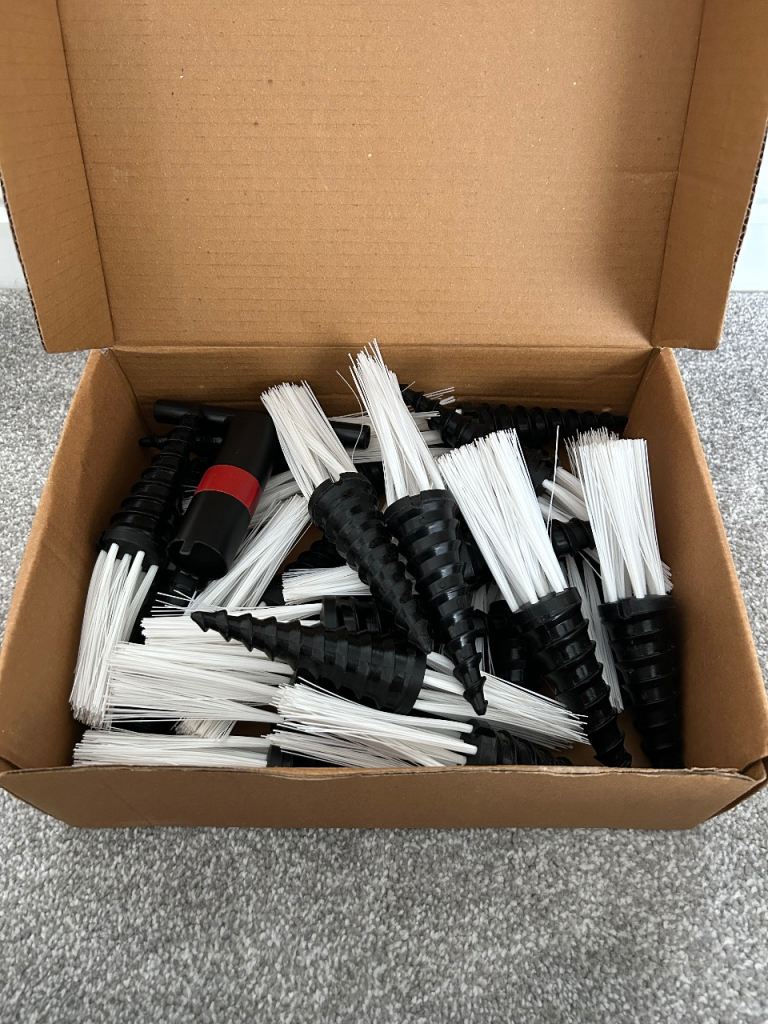 Pitch Marking Carrots x25