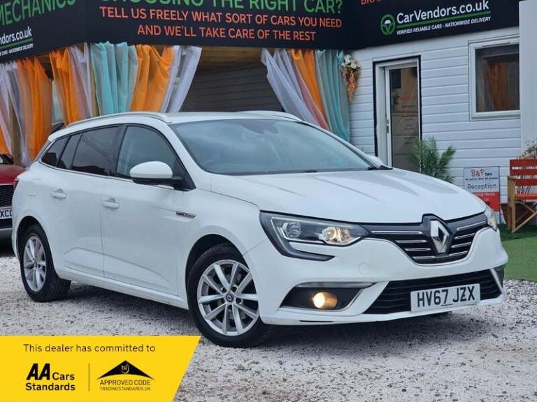 2017 Renault Megane 1.5 dCi Dynamique Nav Sport Tourer Euro 6 (s/s) 5dr ESTATE Diesel Manual