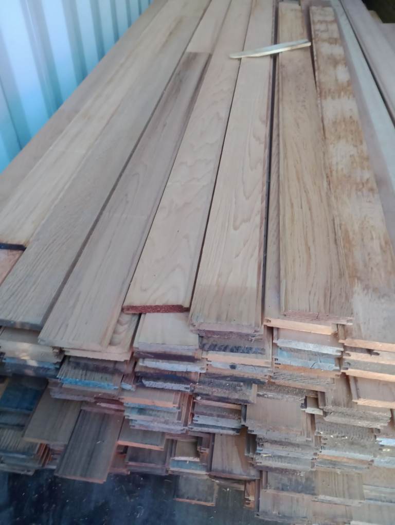 Budget Canadian western red cedar dressed cladding 