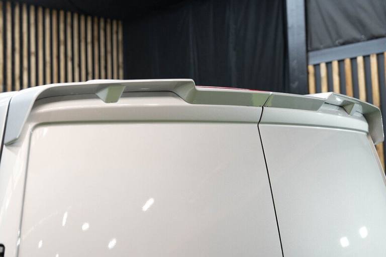  Ford Transit Custom 320 Limited L2 2.5L Auto Plug-in Hybrid Crew Cab HYBRID Automatic