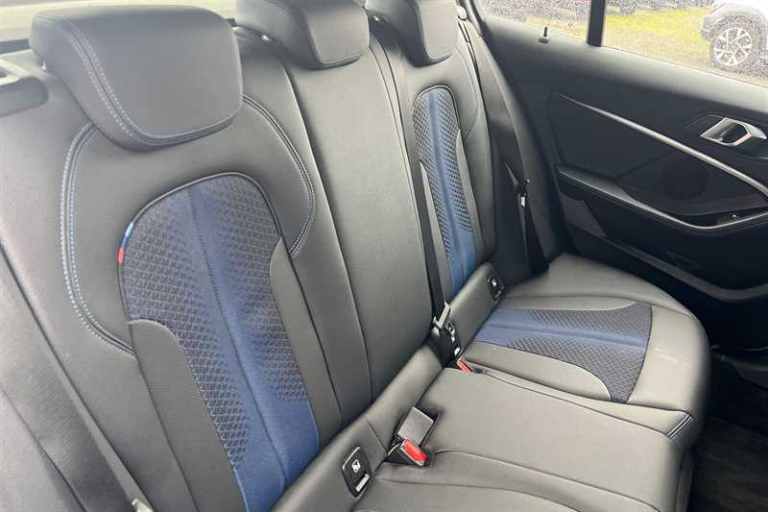 2021 BMW 1 Series 1.5 118i M Sport (LCP) Hatchback 5dr Petrol DCT Euro 6 (s/s) (136 ps) Hatchback...