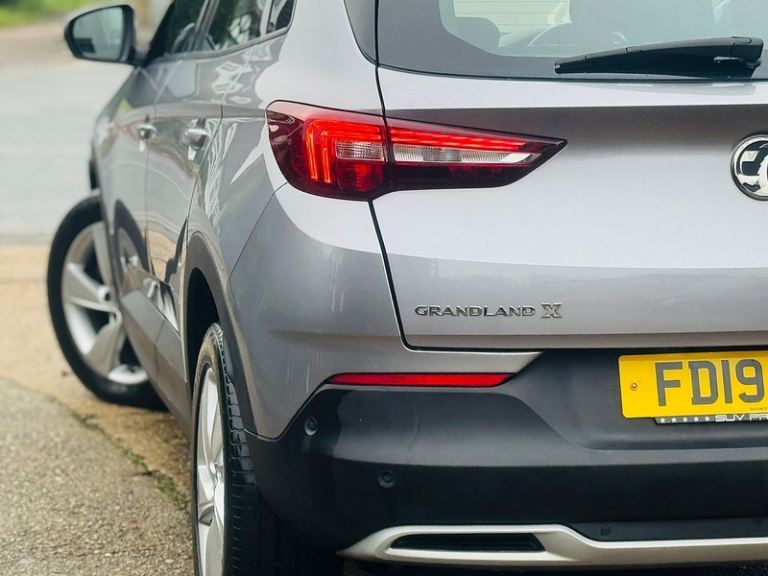 2019 Vauxhall Grandland X 12 Turbo Elite Nav 5dr HATCHBACK Petrol Manual