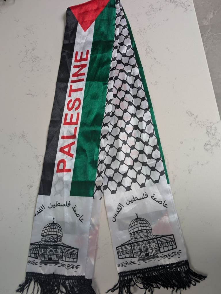 Free Palestine scarf
