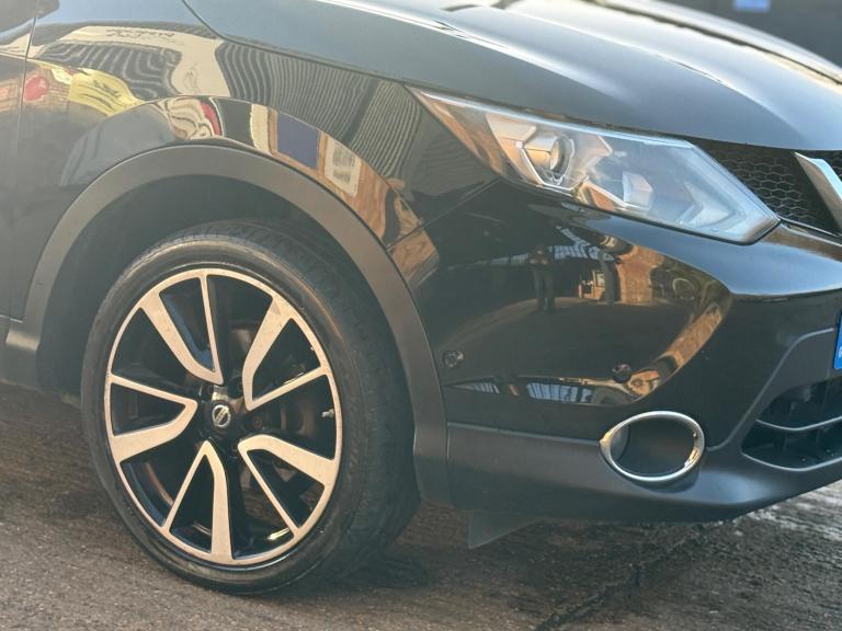 2016 Nissan Qashqai 1.6 dCi Tekna XTRON 2WD Euro 6 (s/s) 5dr Diesel