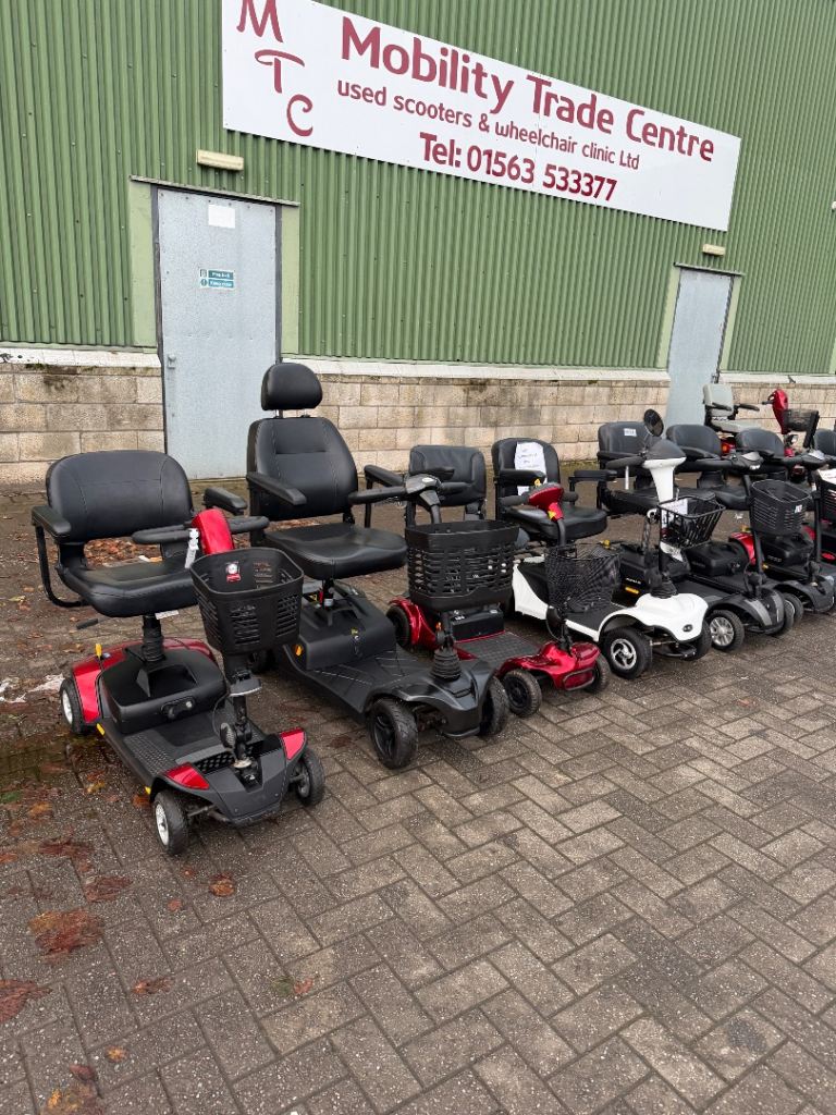 Mobility Scooter Travel and pavement 