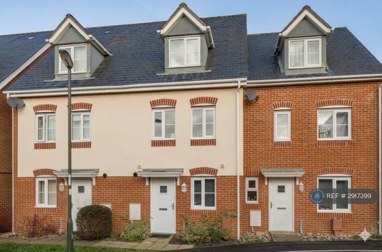 4 bedroom house in Bostock Road, Chichester, PO19 (4 bed) (#2917399)