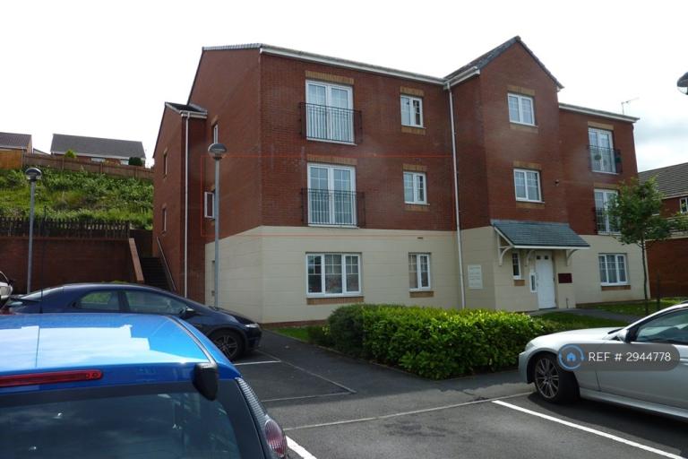 1 bedroom flat in Penrhiwtyn, Neath, SA11 (1 bed) (#2944778)