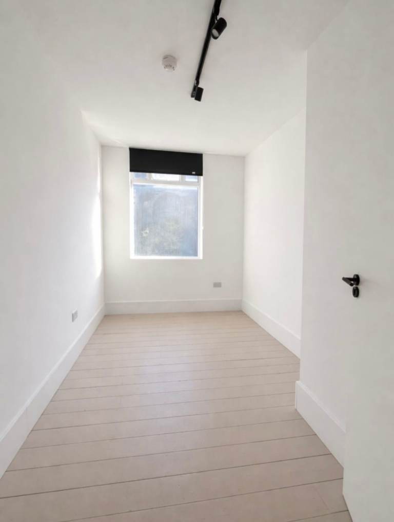 Studio 10 / Creative Workspace / Studio Space / Workshop / Office / Hackney / East London