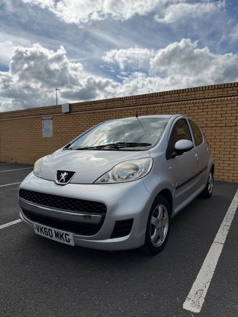 Peugeot, 107, Hatchback, 2010, Manual, 998 (cc), 5 doors