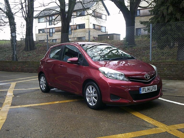 2014 Toyota Yaris 1.33 VVT-i Icon 5dr HATCHBACK Petrol Manual