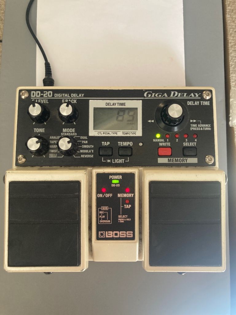 Boss DD - 20 digital delay pedal