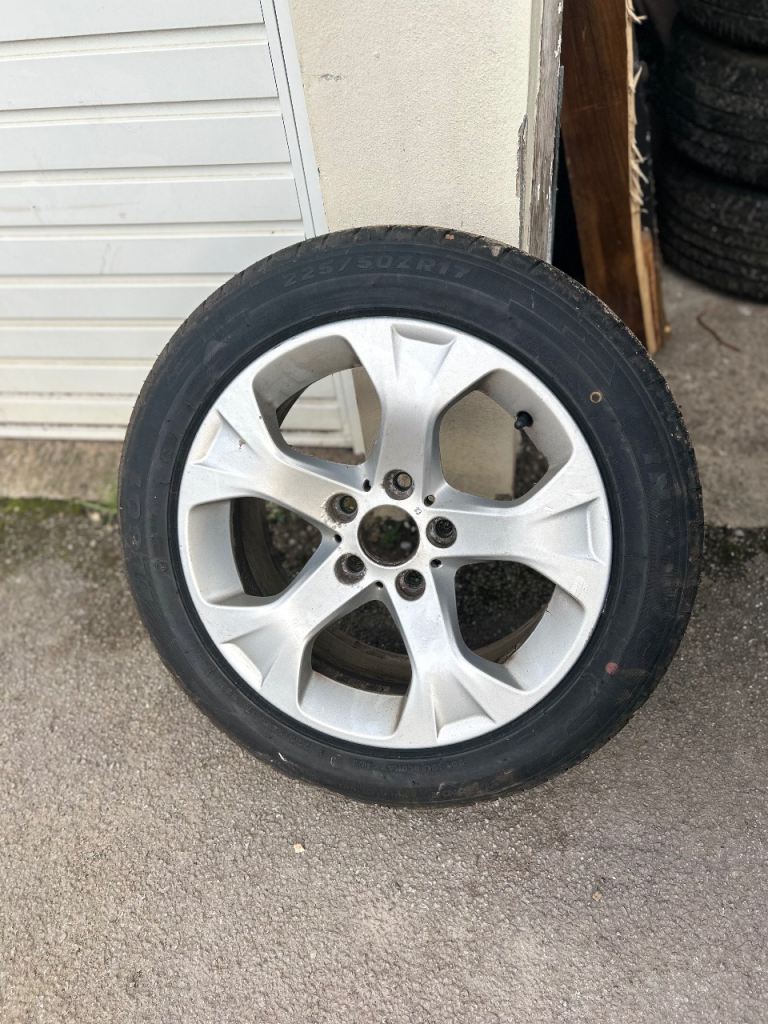 Bmw x1 alloys wheels 