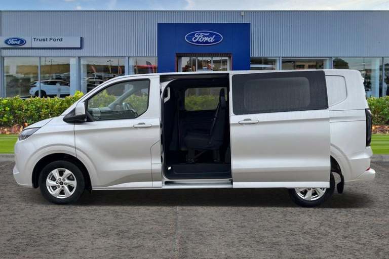 2025 Ford Transit Custom 2.5 PHEV 232ps H1 Double Cab Van Limited Auto PANEL VAN PETROL/ELECTRIC ...