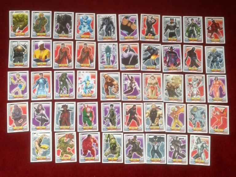 TOPPS Hero Attax Marvel Universe 114 Cards Hero Villain & Weapon 2011