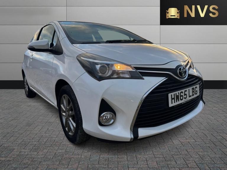 TOYOTA YARIS 1.0 VVT-i Icon 2015