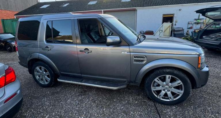 2010 LAND ROVER DISCOVERY 4 XS 3.0 TDV6 AUTO SPARES OR REPAIRS EXPORT?? BARGAIN!