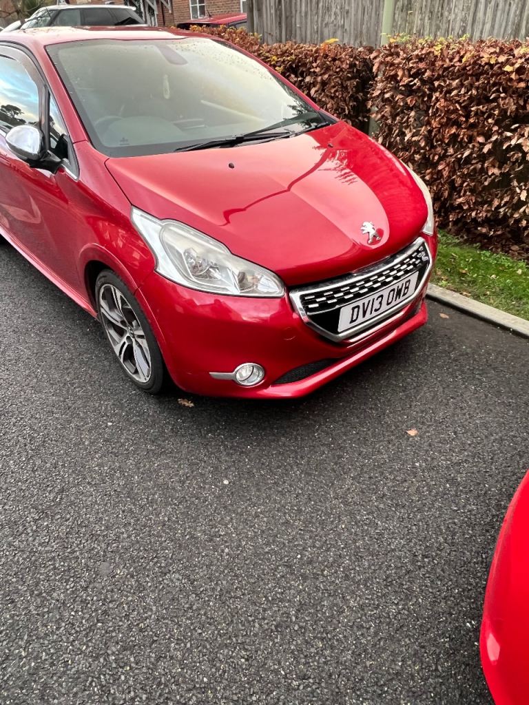 Peugeot, 208, Hatchback, 2013, Manual, 1598 (cc), 3 doors