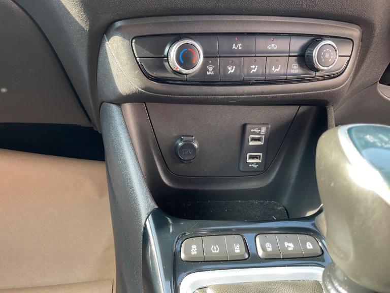 2021 Vauxhall Crossland 1.2 Turbo [130] SE Nav Premium 5dr HATCHBACK PETROL Manual