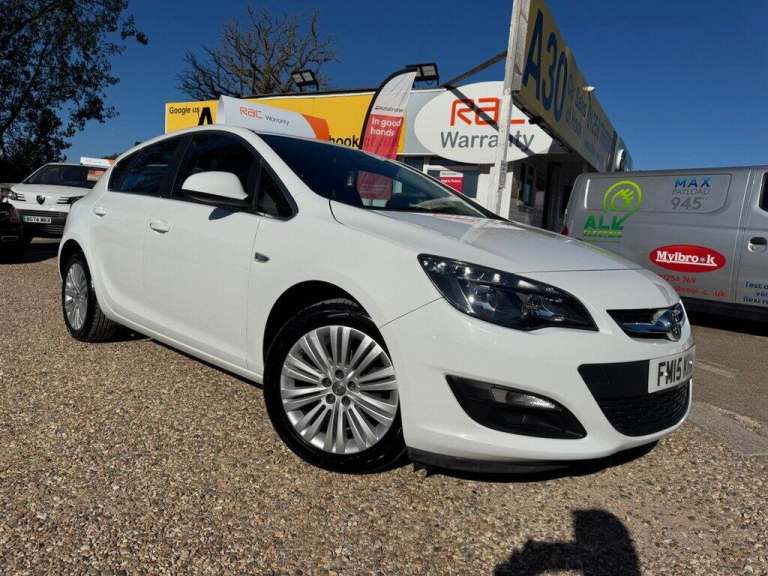 2015 Vauxhall Astra 1.4i 16V Excite 5dr HATCHBACK PETROL Manual