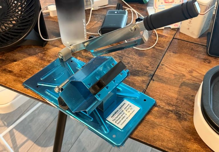 Good Condition Blue Metal Meat Slicer / Chopper