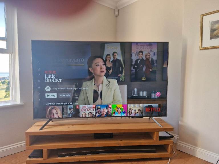Samsung Smart TV – Good Condition, Large Screen