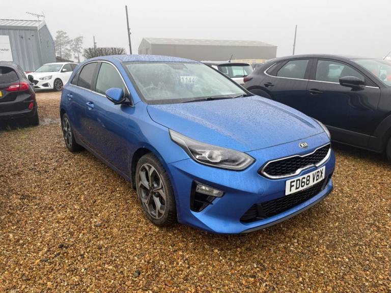 2019 Kia Ceed 1.4 T-GDi Blue Edition Hatchback 5dr Petrol Manual Euro 6 (s/s) (138 bhp) Hatchback...