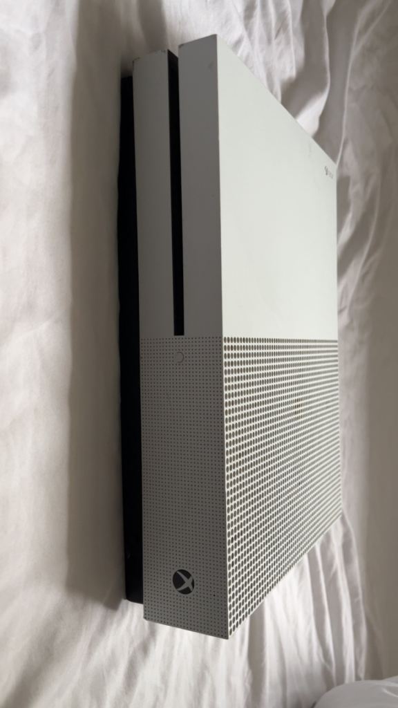 Microsoft Xbox One S Console – White, Good Condition