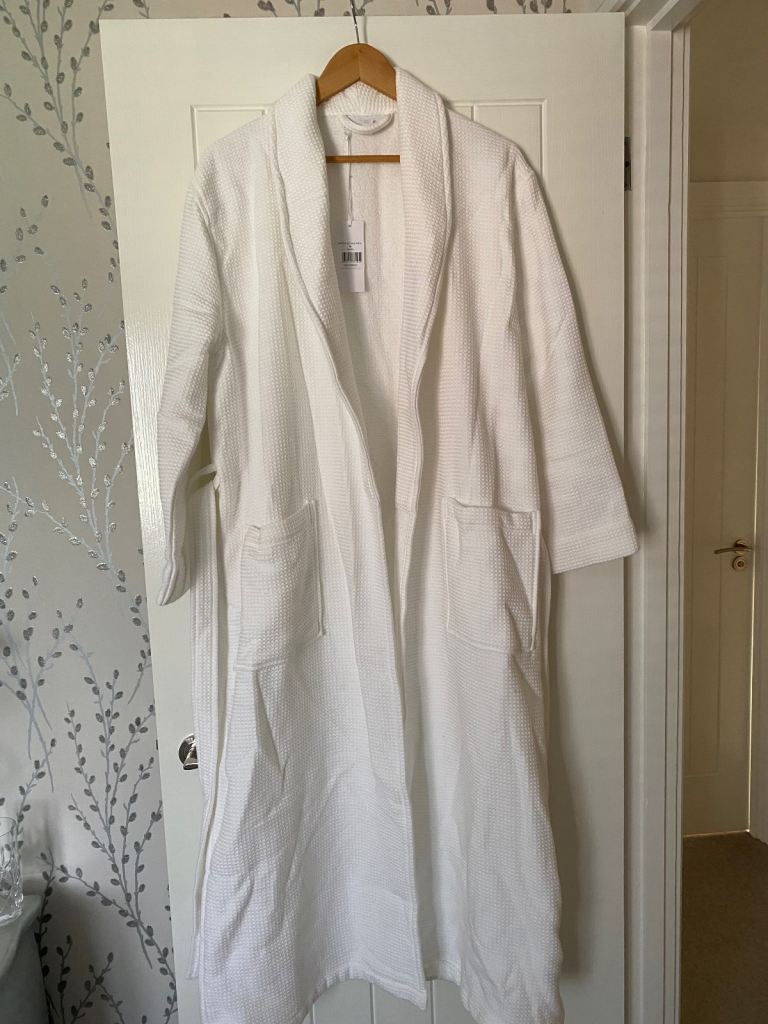 Ladies/gents dressing gown