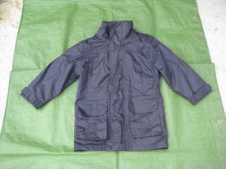 Navy Blue 22 Inch/55 cm Banner Pacamac Jacket with Hood for £5.00
