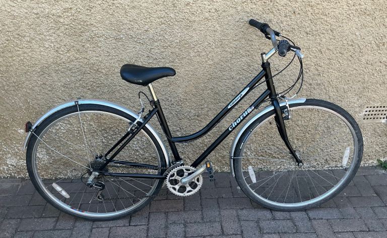 Bike/Bicycle.LADIES EDINBURGH “ CHORUS “ MEDIUM LIGHTWEIGHT FRAME HYBRID BICYCLE 