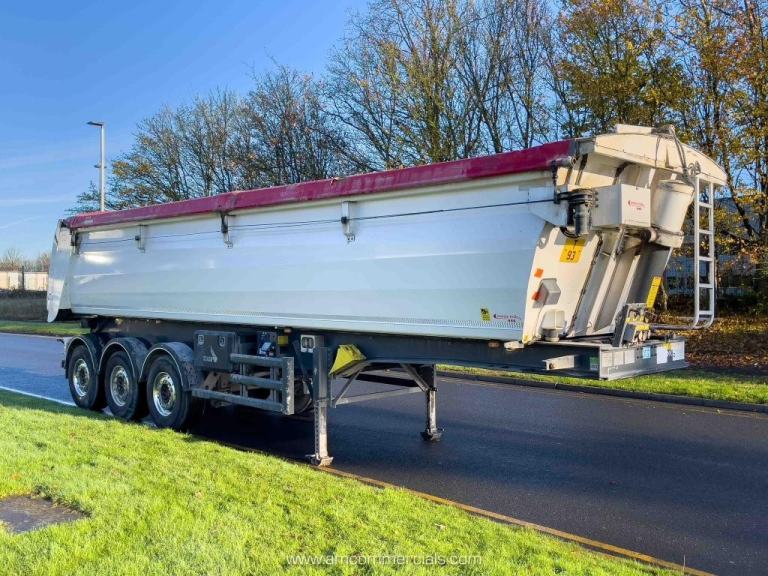STAS AGGREGATE TIPPER ALLOY BODY TRI AXLE TRAILER