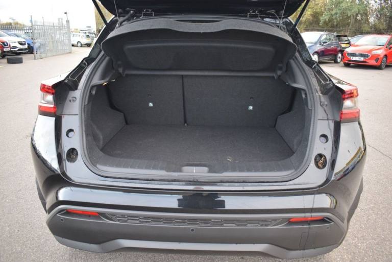 2025 Nissan Juke 1.0 DIG-T N-Connecta SUV 5dr Petrol DCT Auto Euro 6 (s/s) (114 ps) HATCHBACK Pet...